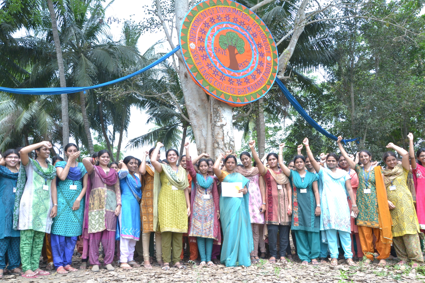 BIGGEST RAKHI TIED TO AN OLD TREE