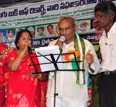 12 HOURS NON STOP SINGING PERFORMANCE AT THE AGE OF 60