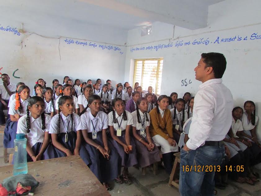 AUTHOR AND TRAINER MOTIVATIONAL EXPERT CONDUCTED FREE SEMINARS